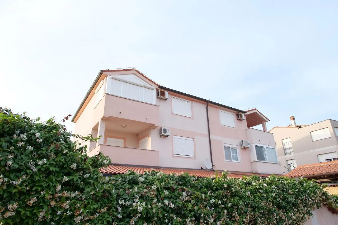 Luka Apartment Medulin 0*,  Croatia