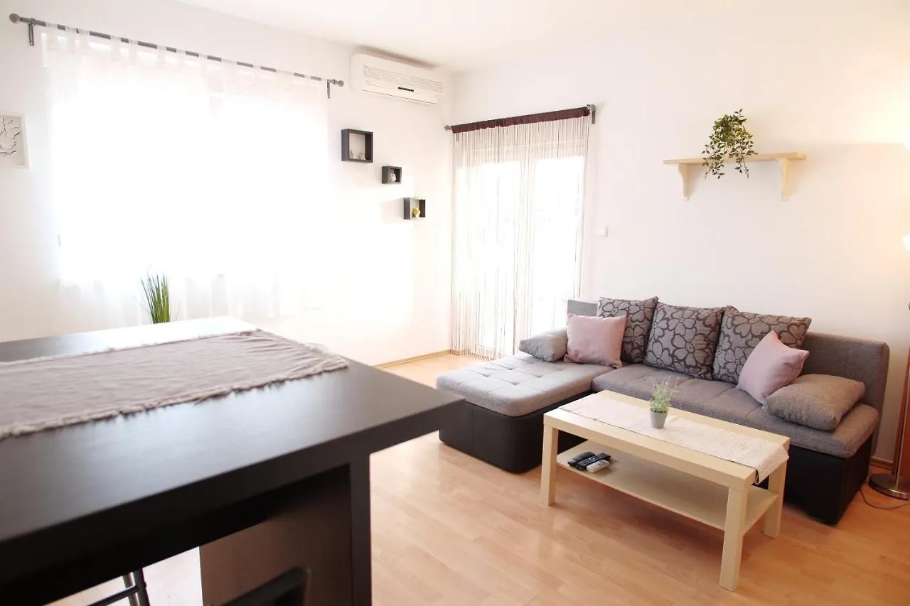 Luka Apartment Medulin
